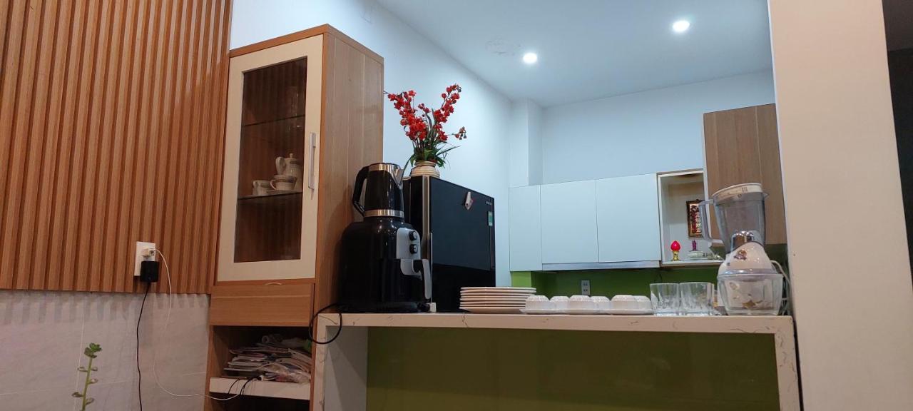 Sunny Homestay Хойан Экстерьер фото